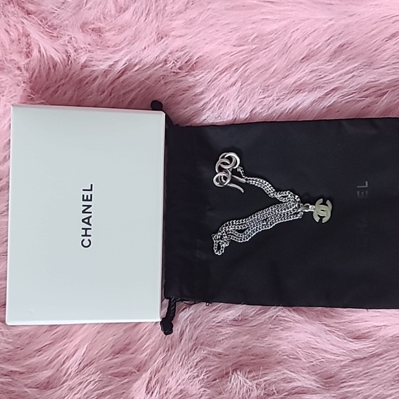 Chanel  necklace authentic - Picture 3 of 6
